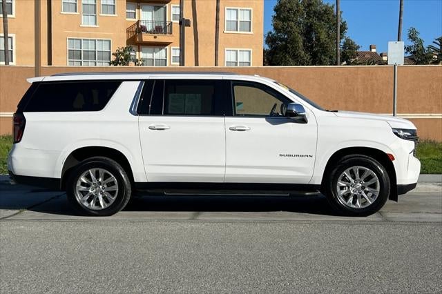 2023 Chevrolet Suburban 4WD Premier