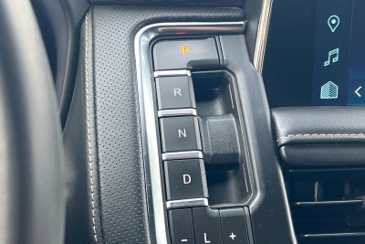 2023 Chevrolet Suburban 4WD Premier