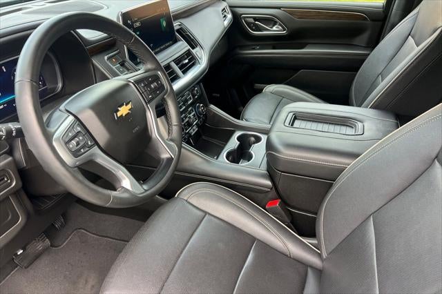 2023 Chevrolet Suburban 4WD Premier