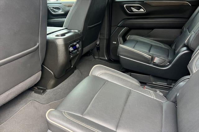 2023 Chevrolet Suburban 4WD Premier