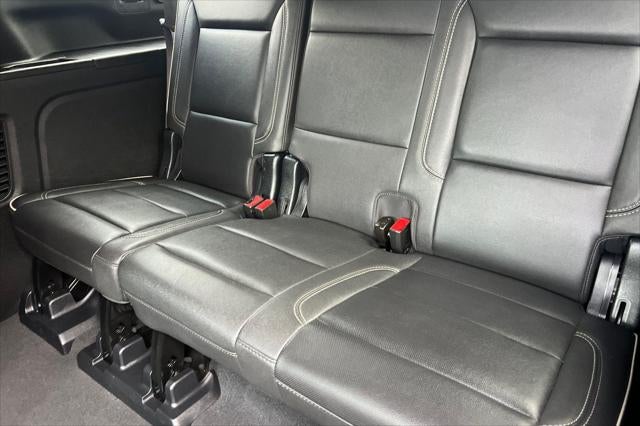 2023 Chevrolet Suburban 4WD Premier