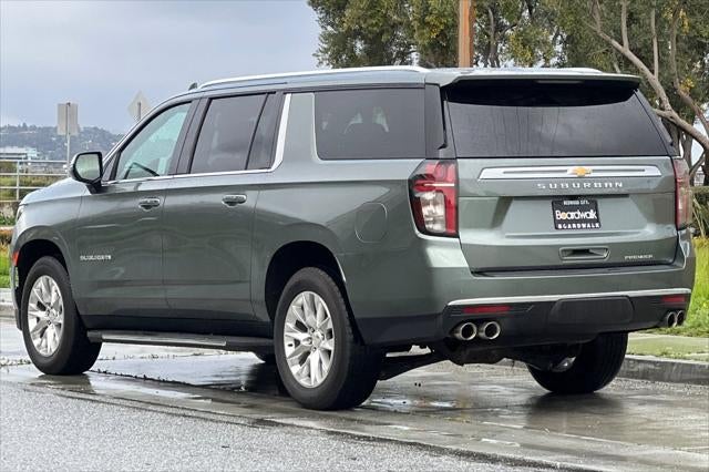 2023 Chevrolet Suburban 4WD Premier