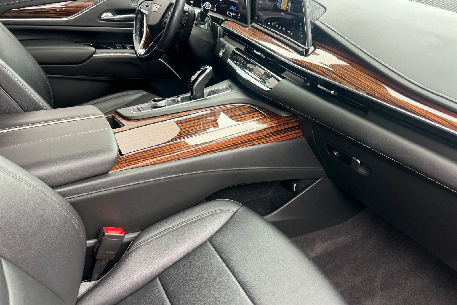 2022 Cadillac Escalade 4WD Luxury