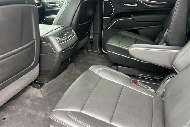 2022 Cadillac Escalade 4WD Luxury