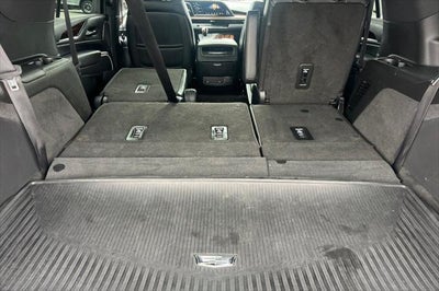 2022 Cadillac Escalade 4WD Luxury