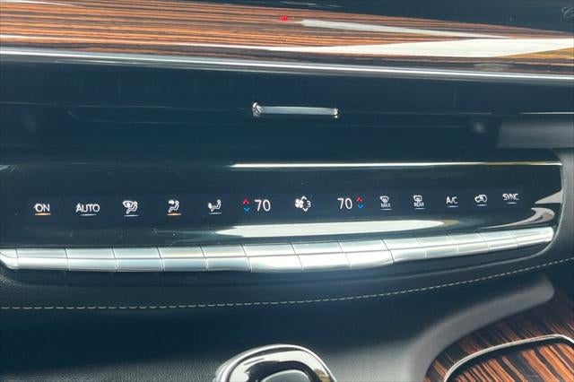 2022 Cadillac Escalade 4WD Luxury
