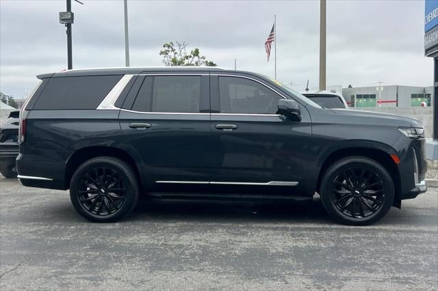 2022 Cadillac Escalade 4WD Luxury