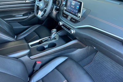 2022 Nissan Altima SR FWD