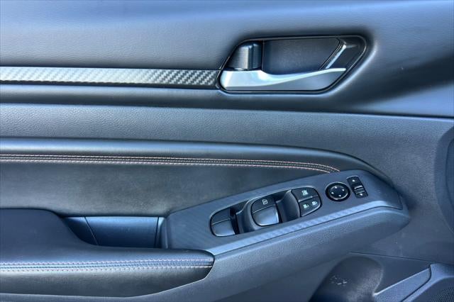 2022 Nissan Altima SR FWD