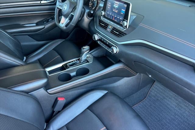 2022 Nissan Altima SR FWD