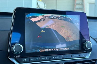 2022 Nissan Altima SR FWD