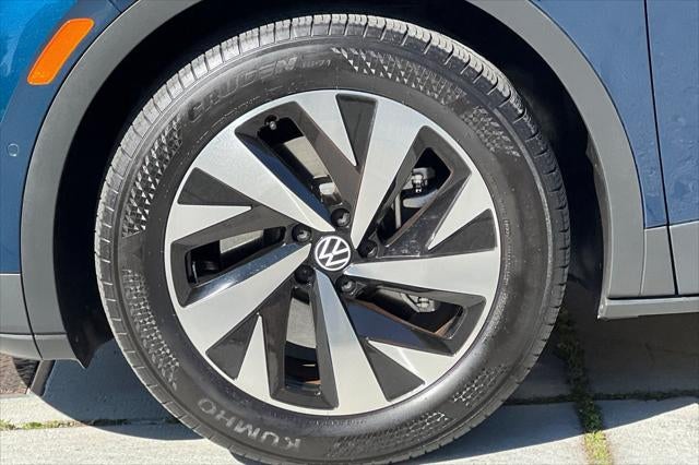 2023 Volkswagen ID.4 Pro