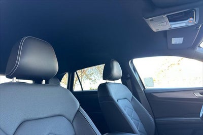 2026 Volkswagen Atlas Cross Sport SE