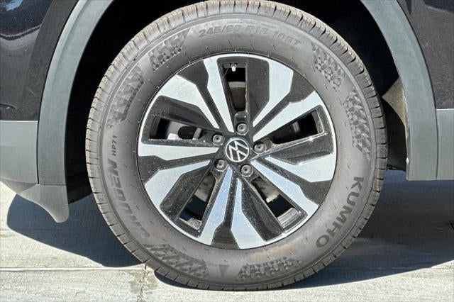 2026 Volkswagen Atlas Cross Sport SE
