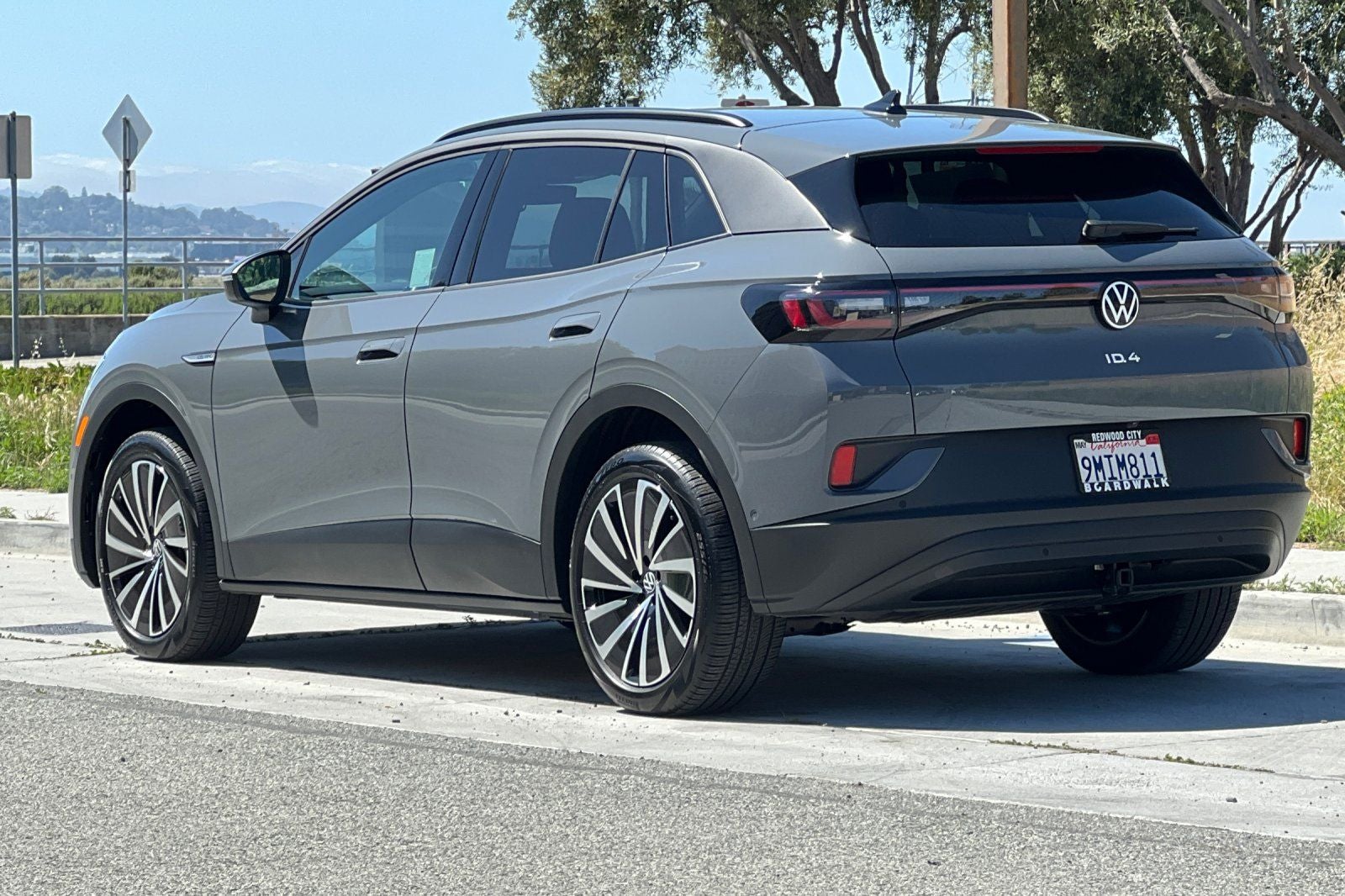 2024 Volkswagen ID.4 AWD Pro