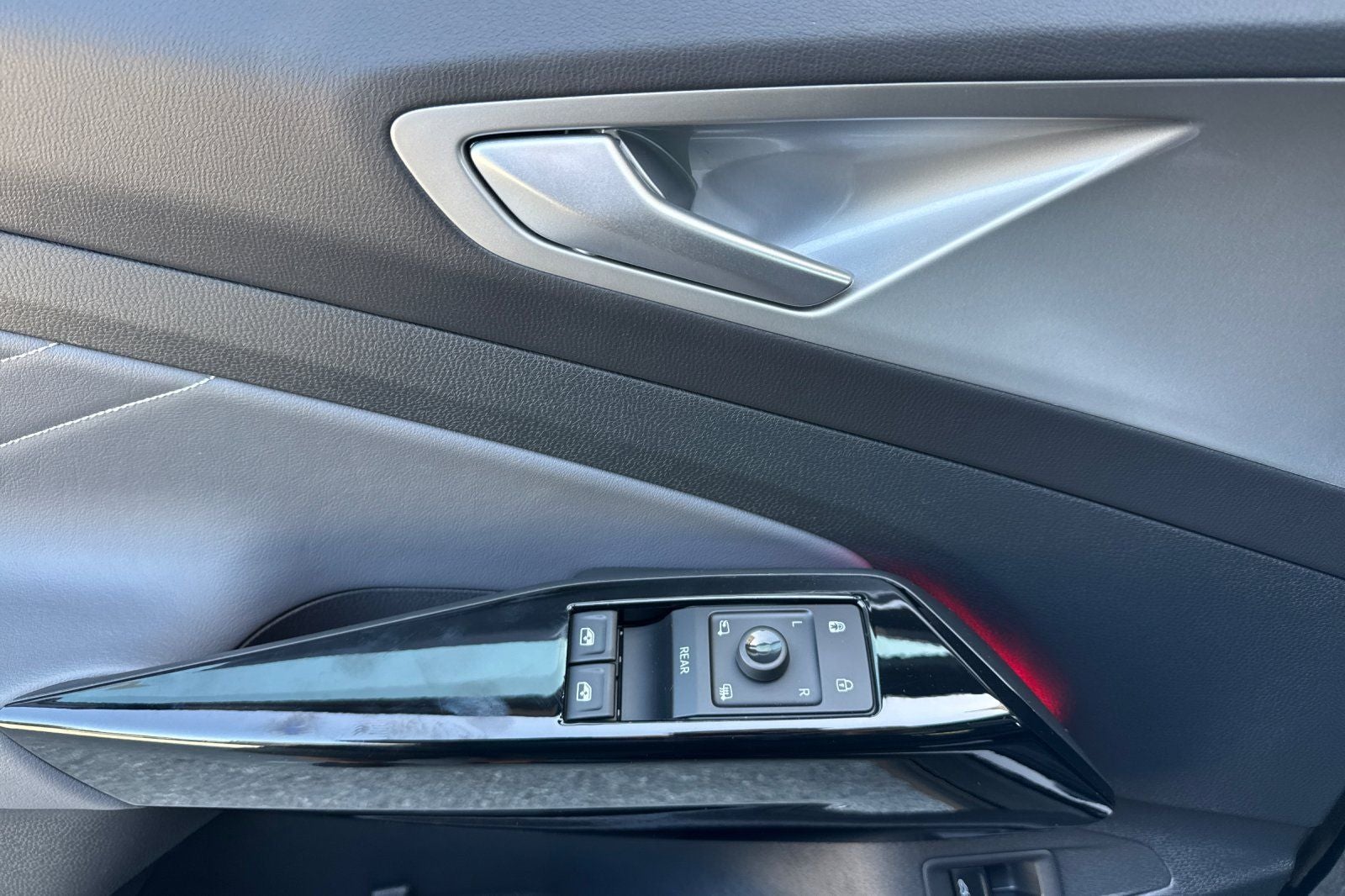 2023 Volkswagen ID.4 Pro S Plus