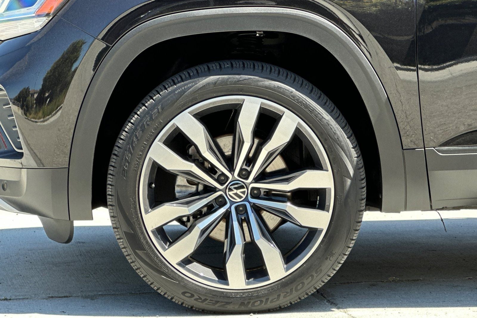 2022 Volkswagen Atlas 3.6L V6 SE w/Technology