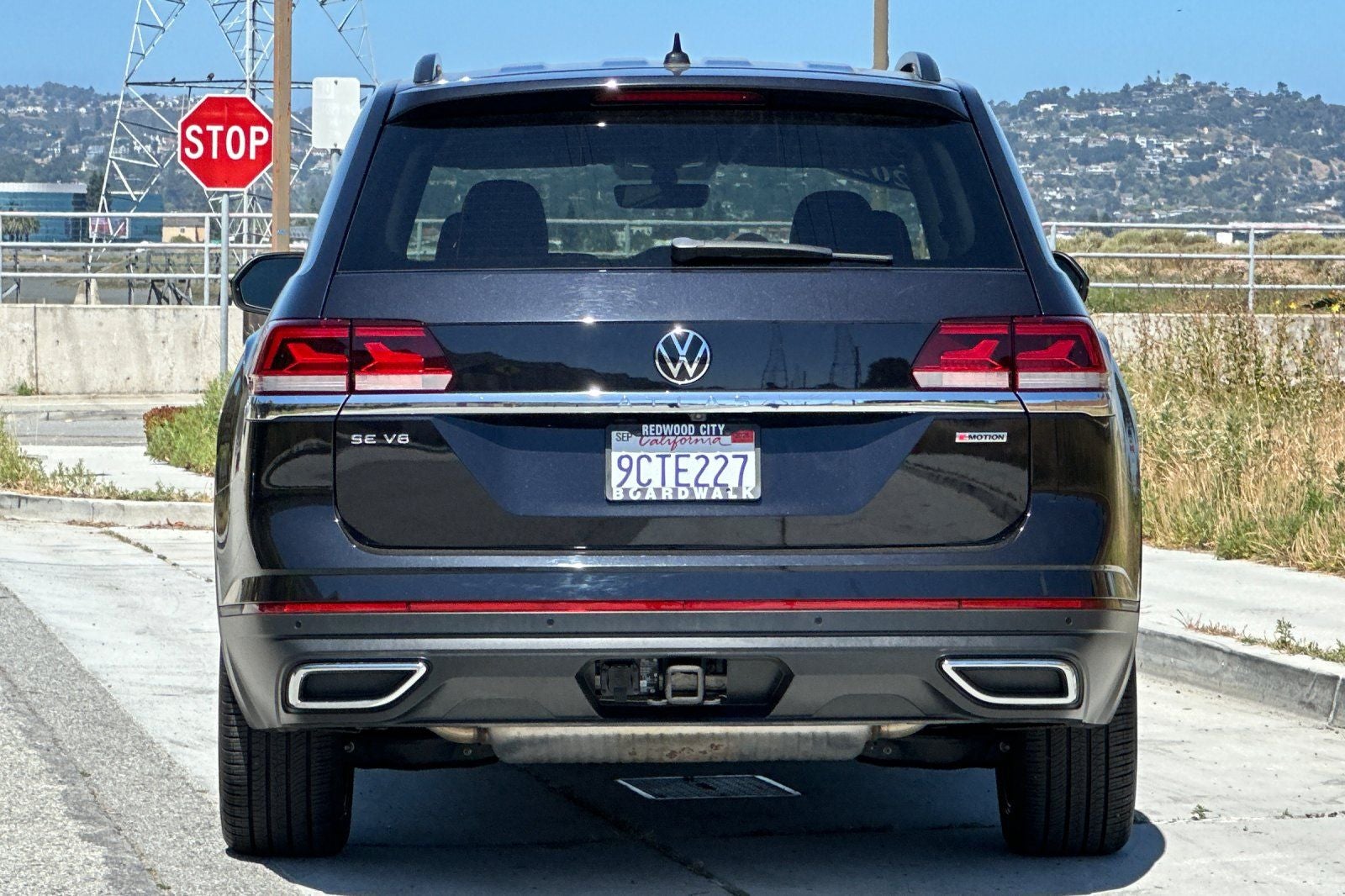 2022 Volkswagen Atlas 3.6L V6 SE w/Technology