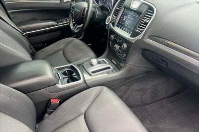 2019 Chrysler 300 Touring