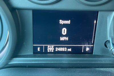 2023 Chevrolet Silverado 1500 4WD Crew Cab Short Bed Custom