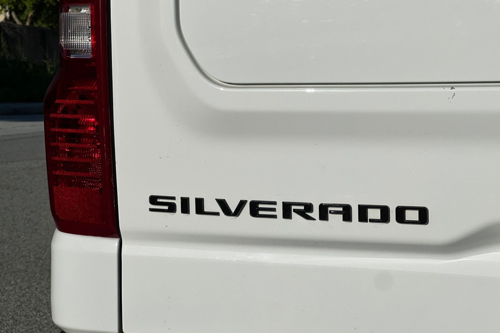 2023 Chevrolet Silverado 1500 4WD Crew Cab Short Bed Custom