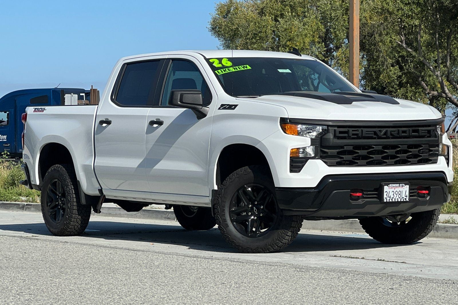 2026 Chevrolet Silverado 1500 4WD Crew Cab Short Bed Custom Trail Boss