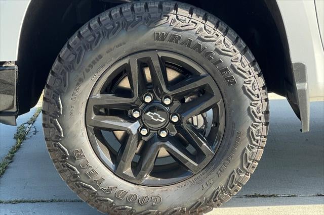 2026 Chevrolet Silverado 1500 4WD Crew Cab Short Bed Custom Trail Boss