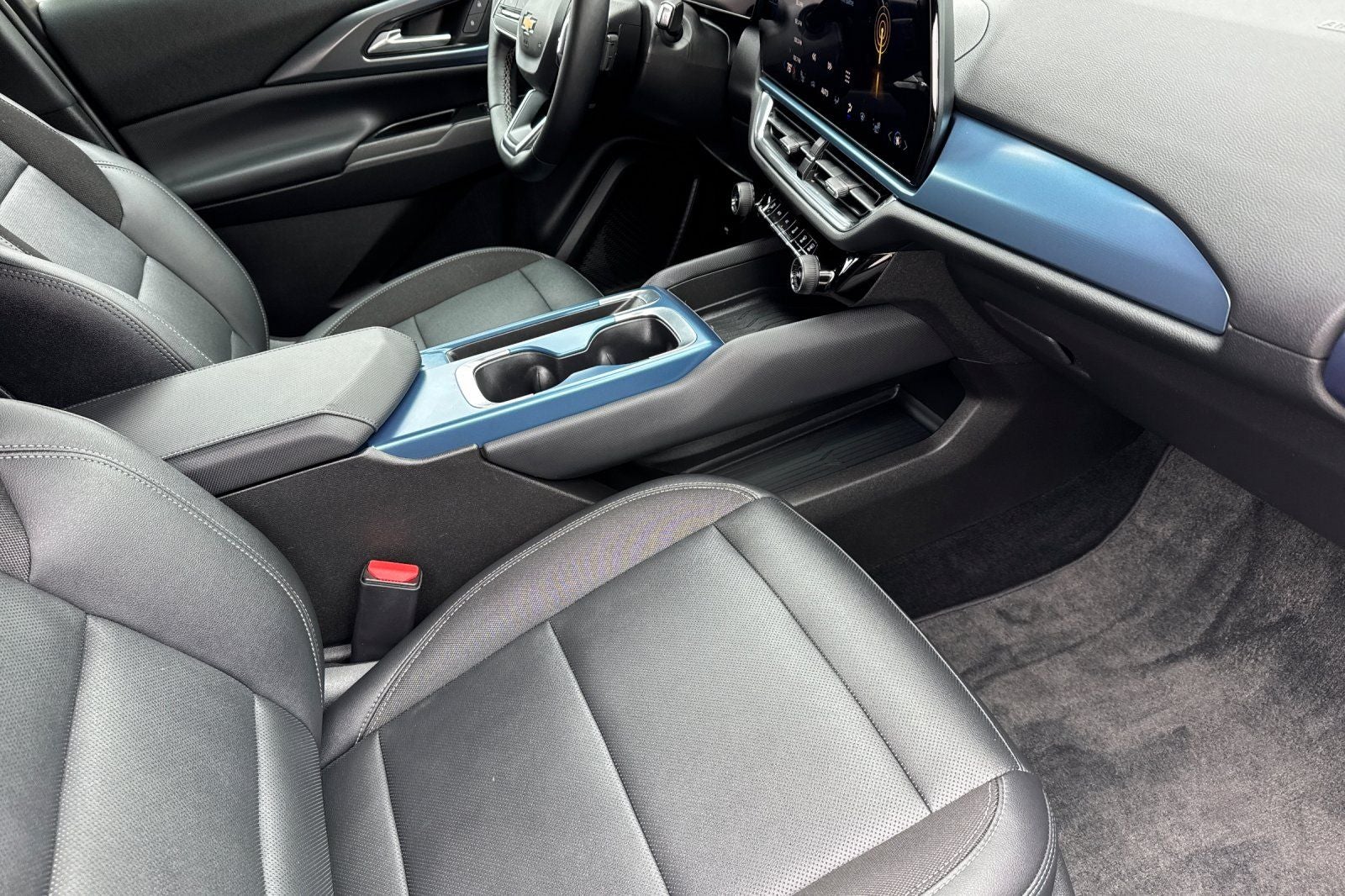 2024 Chevrolet Equinox EV LT
