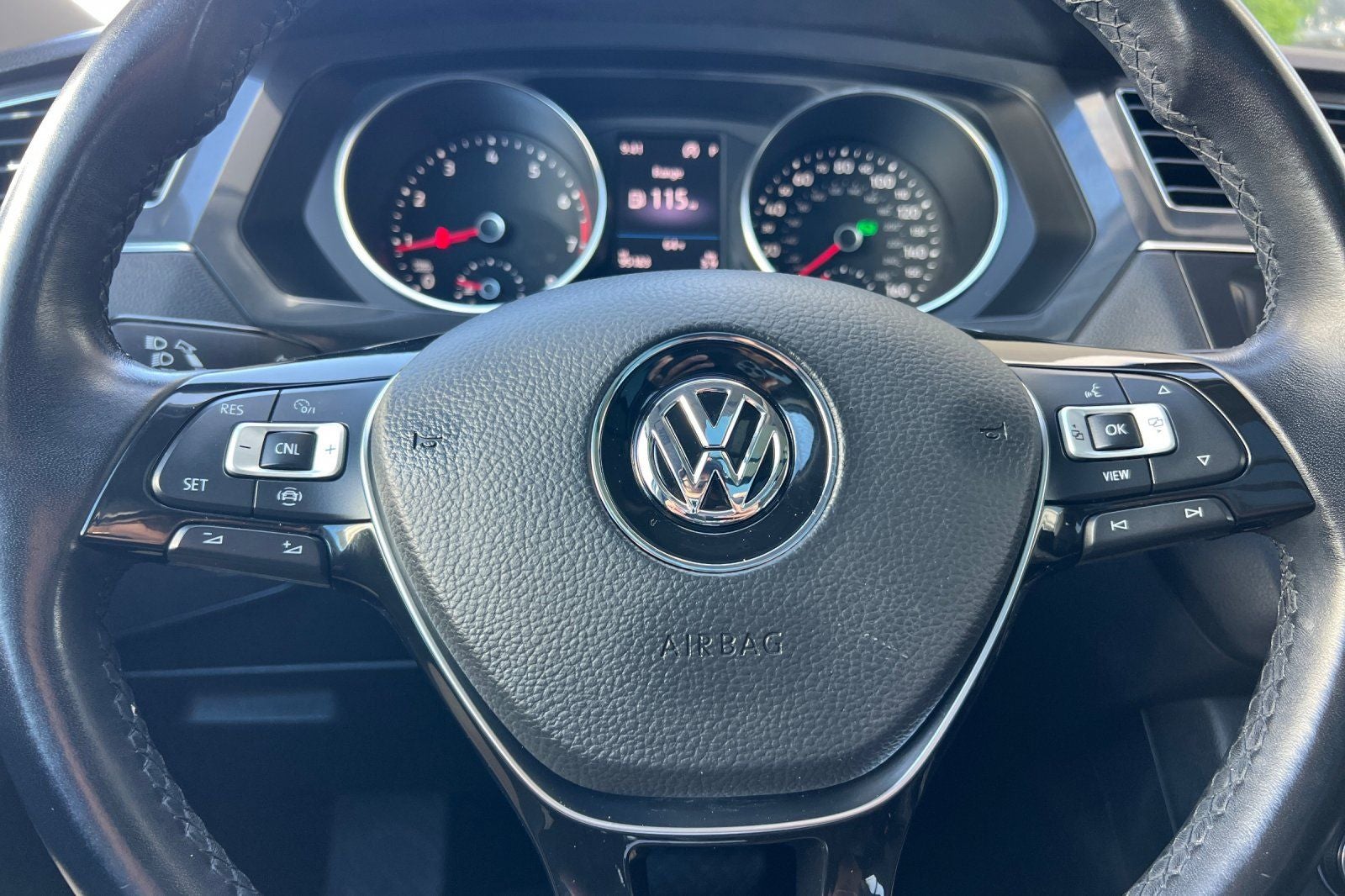 2019 Volkswagen Tiguan 2.0T SE