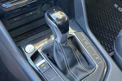 2026 Volkswagen Taos SE Black