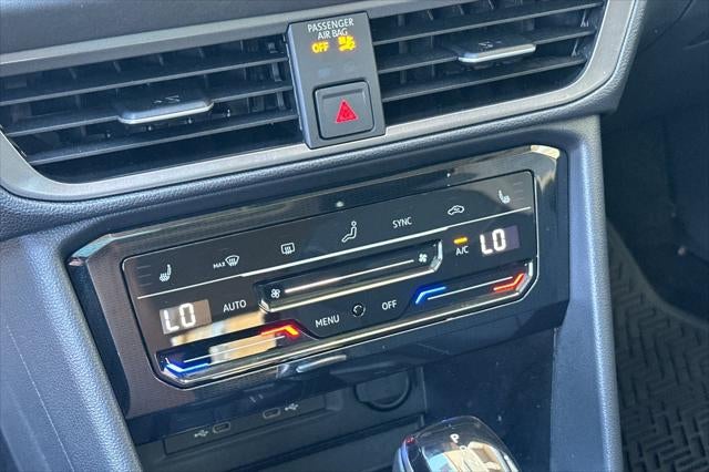 2026 Volkswagen Taos SE Black
