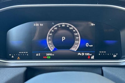 2026 Volkswagen Taos SE Black