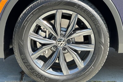 2023 Volkswagen Tiguan 2.0T SE