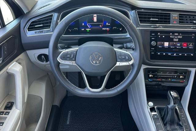 2023 Volkswagen Tiguan 2.0T SE