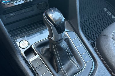 2026 Volkswagen Taos SE Black