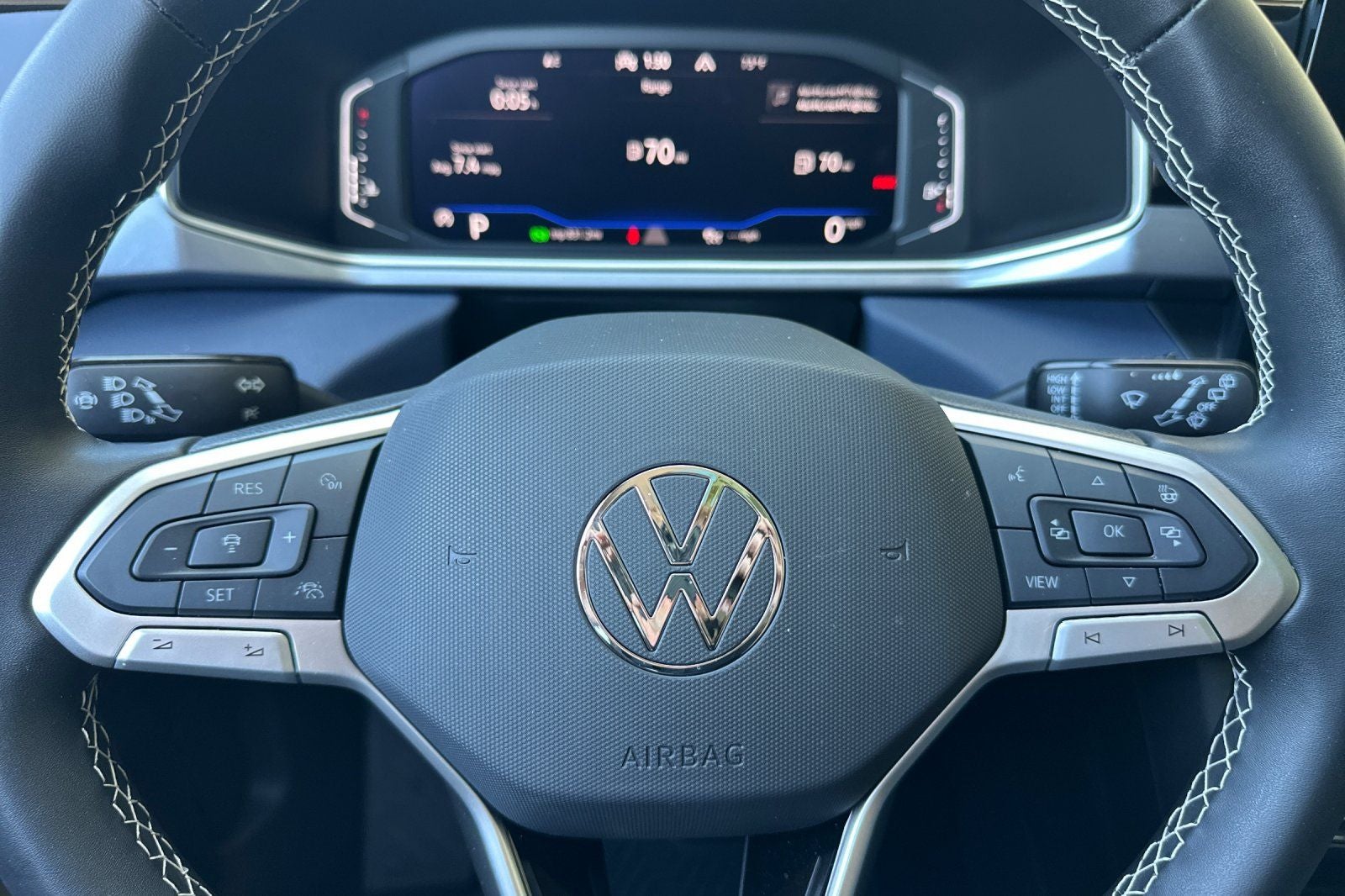 2026 Volkswagen Taos SEL