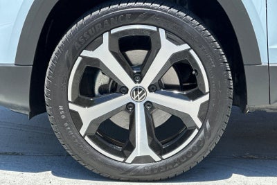2026 Volkswagen Taos SEL