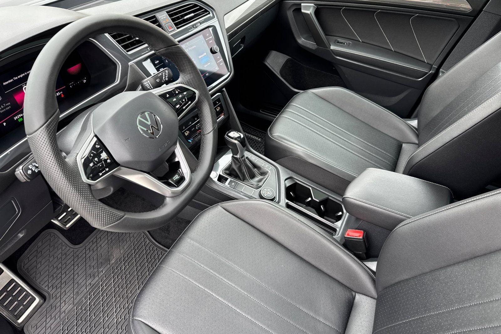 2022 Volkswagen Tiguan 2.0T SE R-Line Black