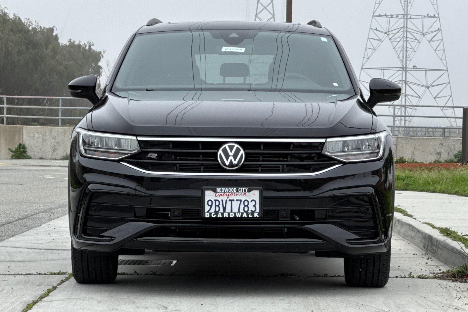 2022 Volkswagen Tiguan 2.0T SE R-Line Black