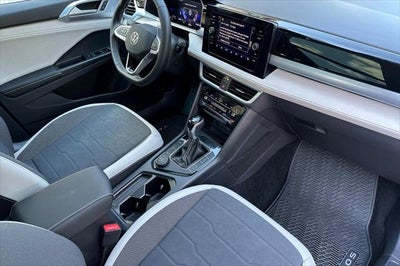 2026 Volkswagen Taos SE