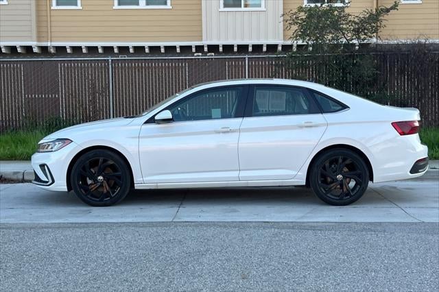 2025 Volkswagen Jetta 1.5T SE