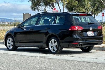 2015 Volkswagen Golf SportWagen TDI S 4-Door