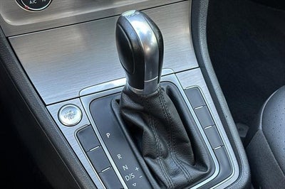 2015 Volkswagen Golf SportWagen TDI S 4-Door