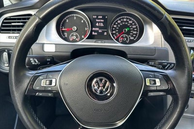 2015 Volkswagen Golf SportWagen TDI S 4-Door