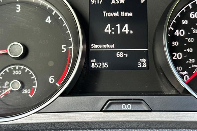 2015 Volkswagen Golf SportWagen TDI S 4-Door