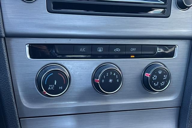 2015 Volkswagen Golf SportWagen TDI S 4-Door