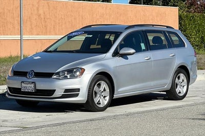 2015 Volkswagen Golf SportWagen TDI S 4-Door
