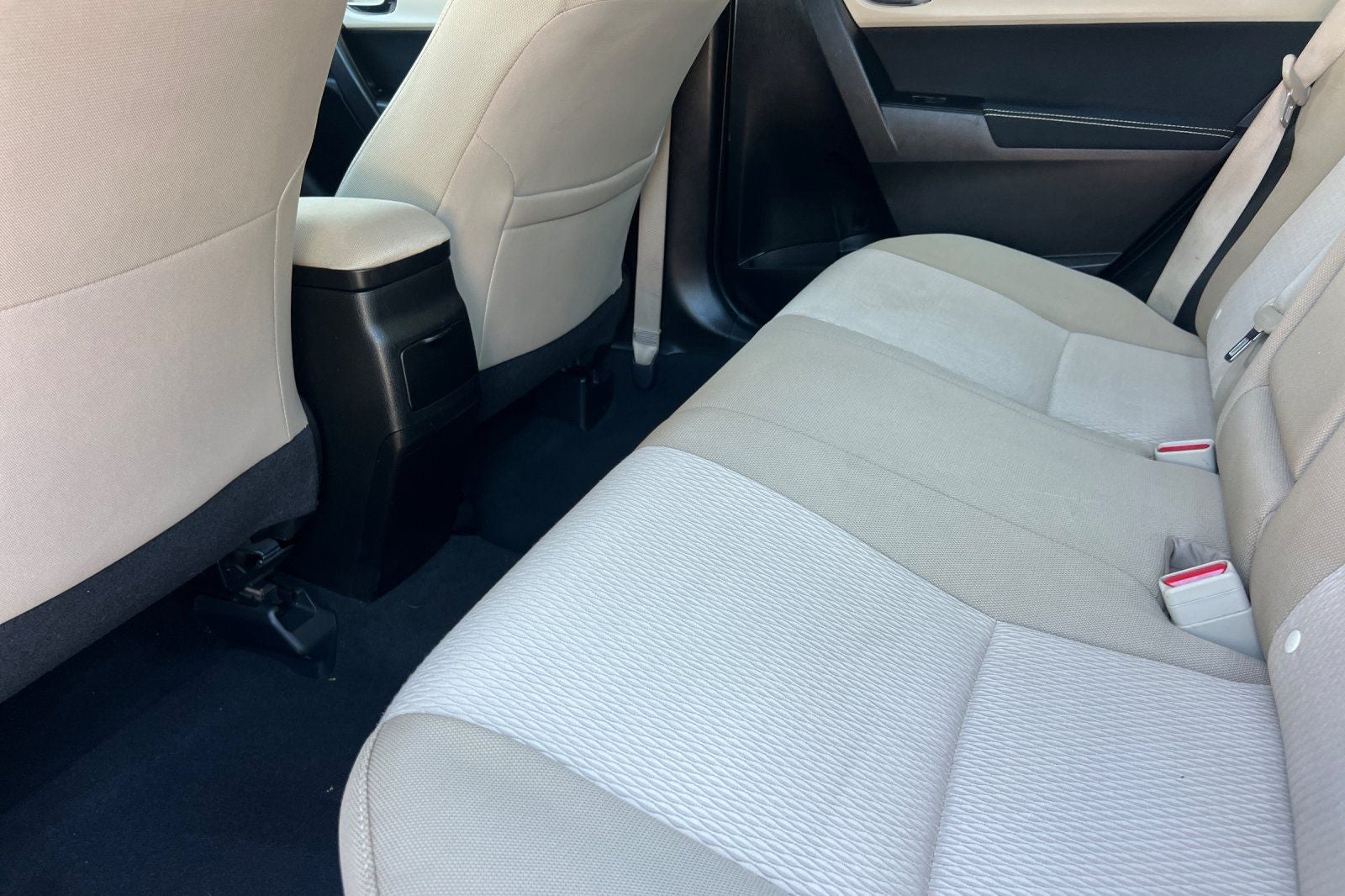 2015 Toyota Corolla LE Plus