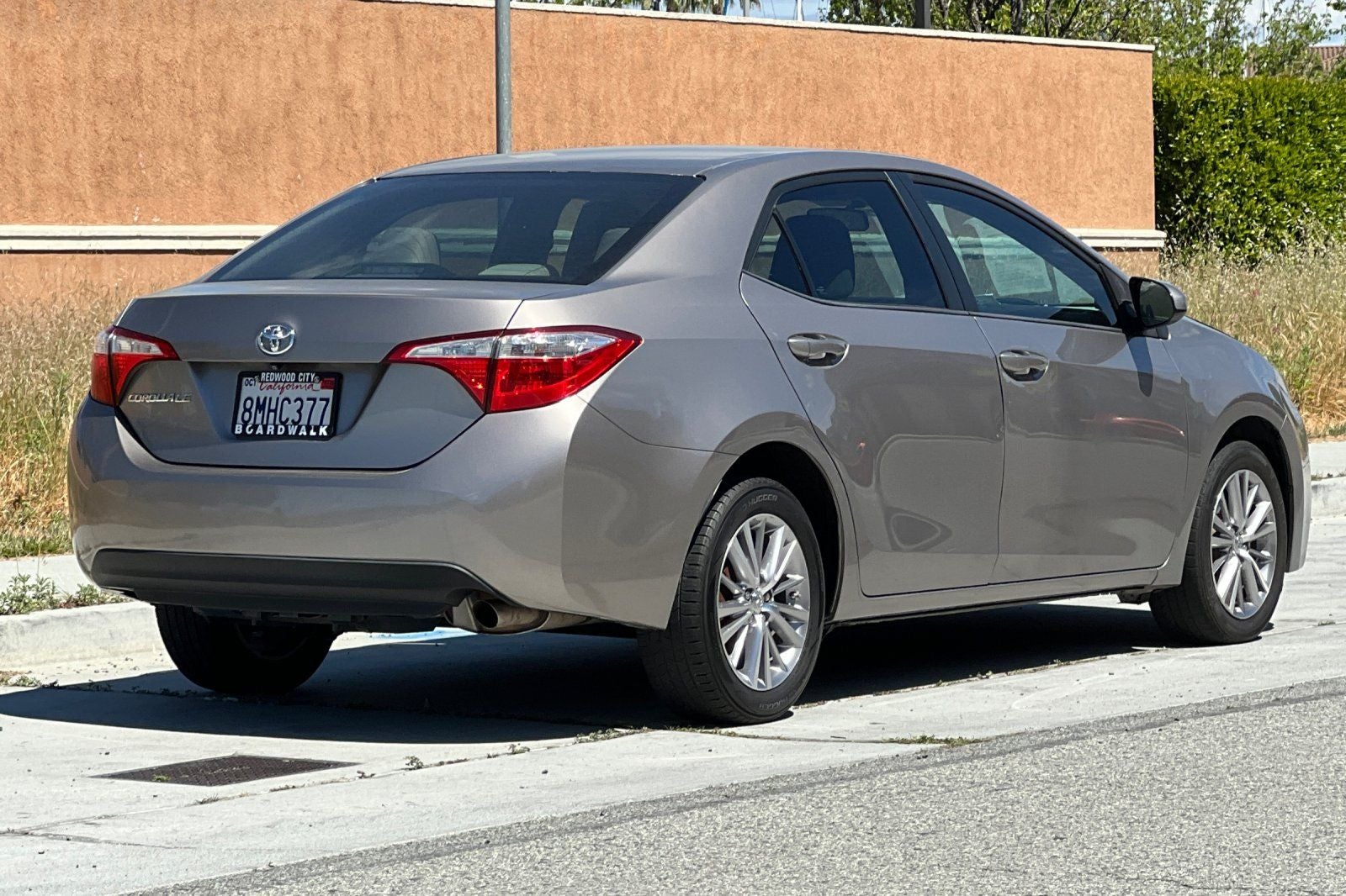 2015 Toyota Corolla LE Plus