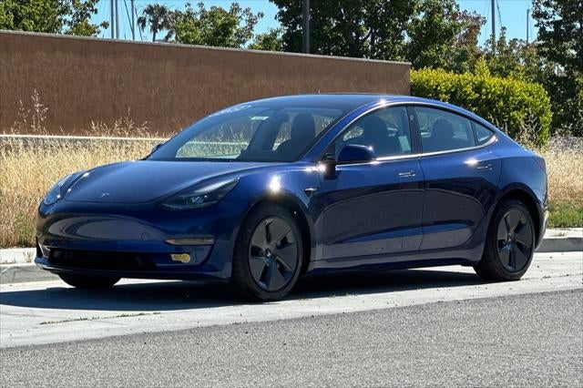 2022 Tesla Model 3 Long Range Dual Motor All-Wheel Drive